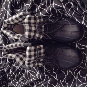 CloudWalkers  Rain boots. Size 12 w. Brand new.